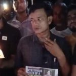 হীরাছড়ায় রহস্যঘেরা তরুণীর মৃত্যু: ন্যায়বিচারের দাবিতে মোমবাতি হাতে মৌন মিছিলে সর্বধর্মের জনগণ