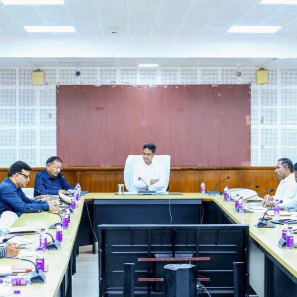 সরকারের সমস্ত দপ্তরগুলিকে সমন্বয়ের মাধ্যমে নিজ নিজ দায়িত্ব&hellip;