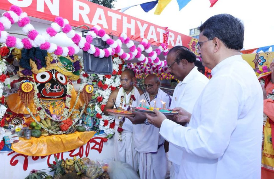 রথযাত্রা মানবতা, ভ্রাতৃত্ববোধ, ভালোবাসা ও ঐক্যের এক অনন্য প্রতীক: মুখ্যমন্ত্রী