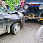 মনুতে দুই গাড়ির মুখোমুখি সংঘর্ষ, এলাকায় চাঞ্চল্য