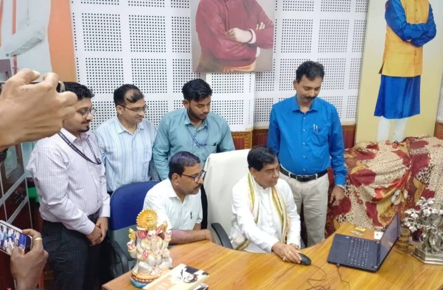 ডিজিটাল জনগণনায় ঘরে বসেই স্ব-নিবন্ধনের আহ্বান মেয়রের