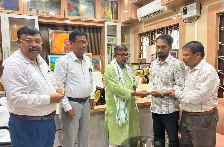 এসএমএ আক্রান্ত মানশ্রীর পাশে কৃষি দপ্তর, ৩ লক্ষ টাকার সহায়তা প্রদান