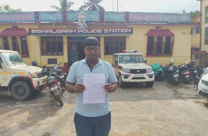 চরিলাম বাজারে দম্পতির ওপর হামলার অভিযোগ, স্বর্ণের চেইন ও নগদ টাকা ছিনতাই; আহত স্বাস্থ্যকর্মী হাসপাতালে