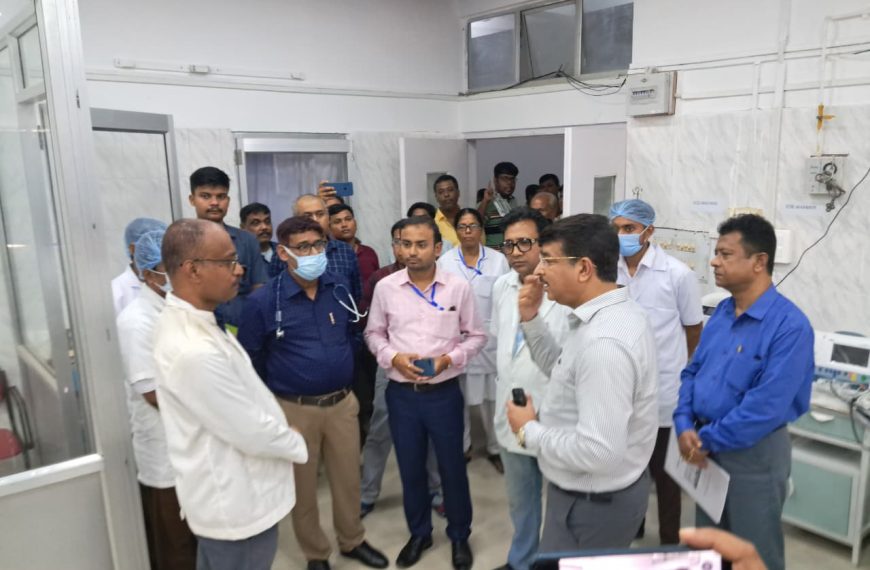 গোমতী জেলা হাসপাতাল পরিদর্শনে স্বাস্থ্য সচিব কিরণ গিত্যে স্বাস্থ্য পরিষেবা ও স্বাস্থ্য পরিকাঠামো উন্নয়নে একগুচ্ছ পদক্ষেপ
