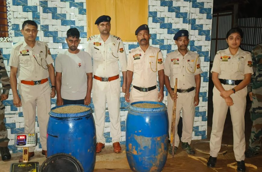 কলমচৌড়ায় পুলিশের অভিযানে ১০২ কেজি শুকনো গাঁজা উদ্ধার, নতুন ওসির নেতৃত্বে বড় সাফল্য
