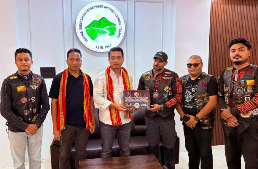 পর্যটন ও নবায়নযোগ্য শক্তির বিকাশে টিটিএএডিসির নতুন উদ্যোগ, আলোচনায় সিইএম রুনিয়েল দেববর্মা