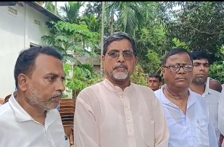 খোয়াইয়ে নিহত বিদ্যুৎ শ্রমিকের বাড়িতে কংগ্রেস প্রতিনিধি দল, ক্ষতিপূরণ ও চাকরির দাবি