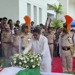 রাষ্ট্রীয় মর্যাদায় শেষ শ্রদ্ধা জানানো হল ত্রিপুরার ডিজিপি অনুরাগ ধনকরকে, আগামীকাল উত্তরপ্রদেশে শেষকৃত্য