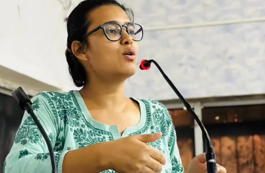 ওয়াংচুককে সরানোর পরও অনশন চালিয়ে যাচ্ছেন জেএনইউর নেহা বোরা, পুলিশের বিরুদ্ধে দমন-পীড়নের অভিযোগ