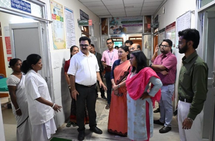 ত্রিপুরায় স্বাস্থ্য পরিষেবা ও এনএইচএম কর্মসূচির অগ্রগতি খতিয়ে দেখলেন কেন্দ্রীয় স্বাস্থ্য মন্ত্রকের যুগ্মসচিব মীরা শ্রীবাস্তব