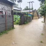 টানা বর্ষণে ফুলেফেঁপে উঠল মনু নদী, প্লাবিত ঘতগছো পাড়া; ঘরছাড়া ৩৬ পরিবার