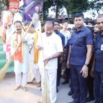 হরে কৃষ্ণ মন্দির আয়োজিত রথযাত্রা উৎসবের সূচনা করলেন রাজ্যপাল