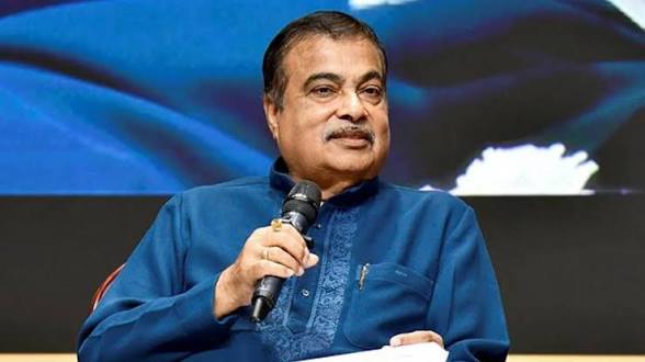দিল্লি-মুম্বই এক্সপ্রেসওয়ে পরিদর্শনে নীতিন গড়করি, বাড়তি টহল ও কড়া পার্কিং নিয়ন্ত্রণের নির্দেশ