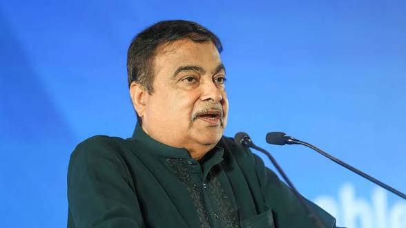 দিল্লির যানজট কমাতে ১.০৪ লক্ষ কোটি টাকার সড়ক প্রকল্প, লোকসভায় জানালেন নিতিন গডকরি