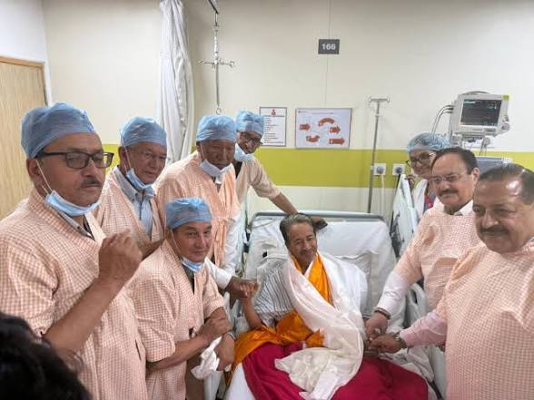২৬ দিনের অনশন ভাঙলেন সোনম ওয়াংচুক, দেশবাসীকে শান্তি বজায় রাখার আহ্বান