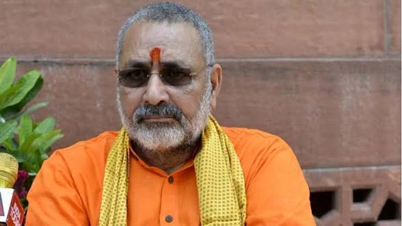 ‘আমেরিকায় বসে কেউ জড়িত ছিল, বহু গোপন তথ্য সামনে আসবে’, বিরোধীদের নিশানা গিরিরাজ সিংয়ের