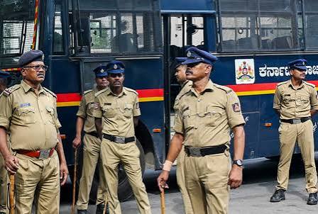 বেঙ্গালুরুর ক্রিকেট মাঠে উদ্ধার বিচ্ছিন্ন মানবমুণ্ড, তদন্তে পুলিশ