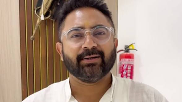 প্রতারণা, প্রাণনাশের হুমকির অভিযোগে অভিনেতা তথা প্রাক্তন তৃণমূল বিধায়ক সোহম চক্রবর্তীর বিরুদ্ধে পুলিশে অভিযোগ