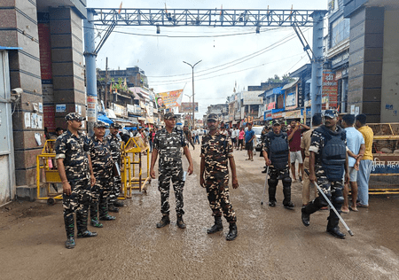 নেপাল সীমান্তে জনসংখ্যাগত পরিবর্তন ও মৌলবাদ ছড়ানোর অভিযোগ, সতর্ক ভারতীয় নিরাপত্তা সংস্থা