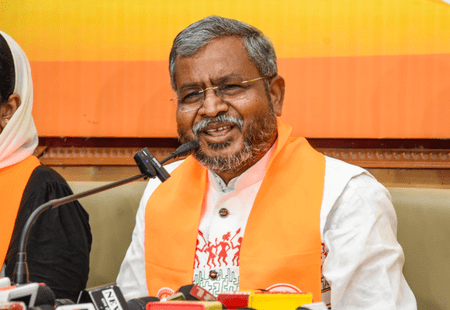 ঝাড়খণ্ডে পরীক্ষা বাতিল নিয়ে সিআইডি তদন্তের নিরপেক্ষতা নিয়ে প্রশ্ন বাবুলাল মারান্ডির, সিবিআই তদন্তের দাবি পুনর্ব্যক্ত