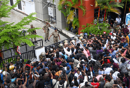 ইডি আধিকারিকদের উপর হামলার মামলা: তদন্তকারী দল বাড়াল কেরল পুলিশ