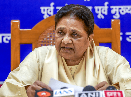 মায়াবতীর নিশানায় রাহুল, ‘সংরক্ষণবিরোধী মানসিকতা’র অভিযোগ