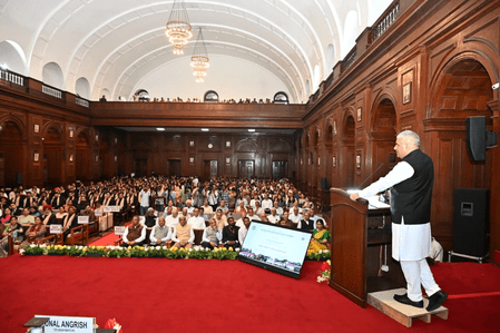 জলবায়ু পরিবর্তনের মতো চ্যালেঞ্জ মোকাবিলায় উদ্ভাবনী চিন্তার আহ্বান বন পরিষেবার নবীন আধিকারিকদের, বললেন ভূপেন্দ্র যাদব