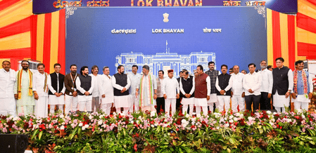 কর্নাটকে ডি.কে. শিবকুমারের মন্ত্রিসভার সম্প্রসারণ, শপথ নিলেন ১৯ নতুন মন্ত্রী