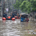 অসমে বন্যা: ৯ আগস্ট থেকে বাড়ি বাড়ি গিয়ে ক্ষয়ক্ষতির সমীক্ষা, মৃত বেড়ে ৮৭; ক্ষতিগ্রস্ত ১১.৪৫ লক্ষের বেশি মানুষ
