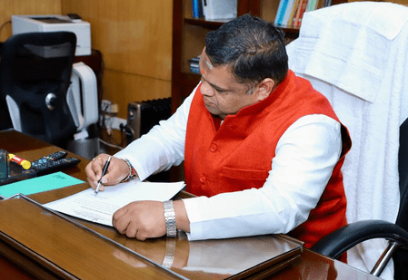 ইনস্টাগ্রামে শিশু যৌন নির্যাতন সংক্রান্ত ৫০টিরও বেশি অভিযোগ, মেটা ও একাধিক রাজ্যের পুলিশকে নোটিস এনএইচআরসি-র