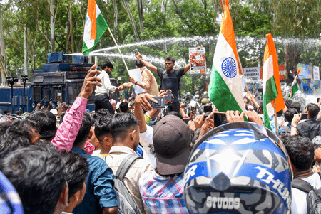 ‘নির্মম কংগ্রেস-জেএমএম সরকার’: ঝাড়খণ্ডে ছাত্র আন্দোলনে দমন-পীড়নের অভিযোগে সরব এনডিএ নেতারা
