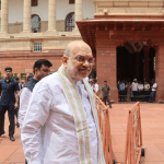 সব প্রশ্নের জবাব দিতে প্রস্তুত, রাত পর্যন্ত আলোচনার প্রস্তাব শাহের; বিরোধীদের নিশানা