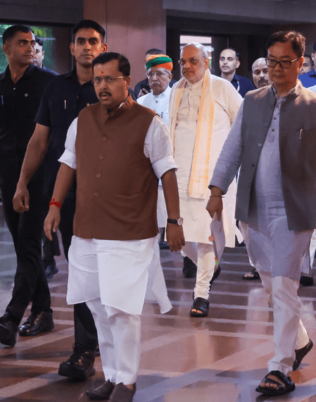 বিজেপির নতুন জাতীয় টিম ঘোষণা, সহ-সভাপতি বসুন্ধরা রাজে-তিরথ সিং রাওয়াত; সাধারণ সম্পাদক স্মৃতি ইরানি
