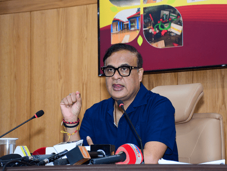 সীমারেখার ঊর্ধ্বে অসম-অরুণাচলের সম্পর্ক, আলোচনার মাধ্যমে সীমান্ত বিরোধ মেটানোর বার্তা হিমন্তের