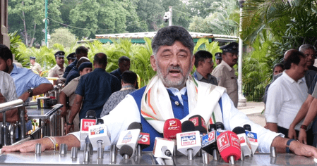 কর্ণাটক বন্‌ধ প্রত্যাহারের সিদ্ধান্তের কথা জানিয়েছে কন্নড় সংগঠনগুলি: শিবকুমার