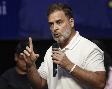 ‘ছাত্রদের বছর চুরি হচ্ছে’, ইউজিসি-নেট পুনঃপরীক্ষা নিয়ে এনটিএ-কে নিশানা রাহুলের