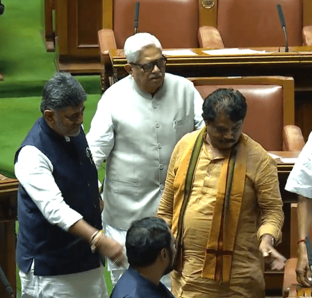 কর্ণাটক বিধানসভার স্পিকার জিএস পাটিল, পরিষদের চেয়ারম্যান সেলিম আহমেদ