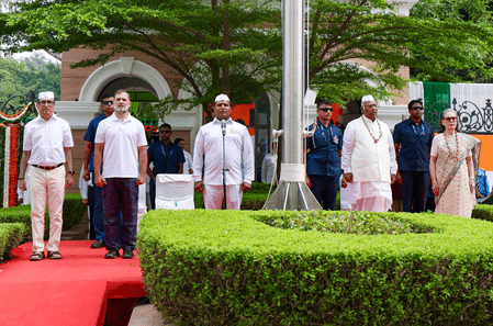 ‘বন্দে মাতরম’ অসম্মান নিয়ে সোনিয়া গান্ধীকে চিঠি, ক্ষোভ প্রকাশ বঙ্কিমচন্দ্রের বংশধর বিজেপি বিধায়কের