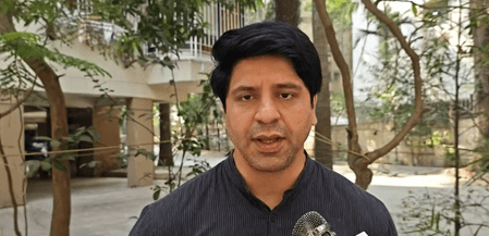 ‘ব্যবস্থা ছাড়ছি, ব্যক্তি বা আদর্শ নয়’: ফের বিজেপি সভাপতির কাছে ইস্তফা জমা শেহজাদ পুনাওয়ালার
