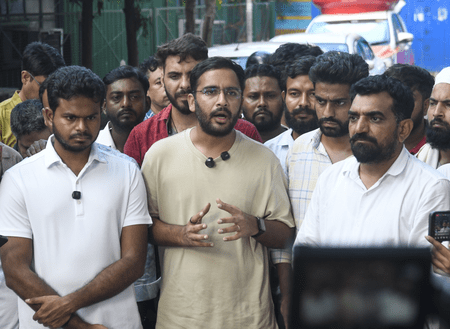 স্কুল ঠিক করো’ অভিযান ঘিরে গ্রামবাসী-সিজেপি কর্মীদের সংঘর্ষ, শিক্ষা প্রতিষ্ঠানকে ‘রাজনীতিমুক্ত’ রাখার দাবি