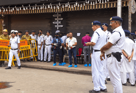 কলকাতার অগ্নিকাণ্ডে নিহত ৯ জনের পরিচয় প্রকাশ, ৭ জনই বাংলাদেশের নাগরিক