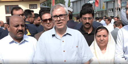 মার্কিন রাষ্ট্রদূতের সঙ্গে জম্মু-কাশ্মীর পরিস্থিতি নিয়ে আলোচনা করব, অভিযোগ নয়: ওমর আবদুল্লাহ
