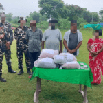 ভারত-নেপাল সীমান্তের কাছে ২০ কেজির বেশি গাঁজা উদ্ধার, গ্রেফতার ৪