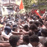 যাদবপুর বিশ্ববিদ্যালয়ে এবিভিপি-এসএফআই সংঘর্ষের পর উত্তেজনা, স্থায়ী পুলিশ ফাঁড়ির ইঙ্গিত উপাচার্যের