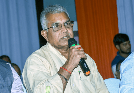 যাদবপুর বিশ্ববিদ্যালয়ে ফের ‘সার্জিক্যাল স্ট্রাইক’-এর হুঁশিয়ারি, সংঘর্ষে উত্তেজনা