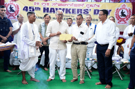 আন্তঃরাজ্য বাস চলাচল স্বাভাবিক রাখতে নাগা-কুকি সম্প্রদায়কে ধন্যবাদ মণিপুরের মুখ্যমন্ত্রীর