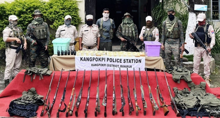মণিপুরে ১৩ জঙ্গি গ্রেপ্তার, বিপুল অস্ত্র-গোলাবারুদ উদ্ধার