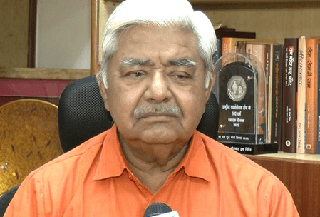 (Update) ‘কোনও নির্দেশিকা জারি করা হয়নি’: বাংলার দুর্গাপুজোর মণ্ডপে মাংস বিক্রি বিতর্কে স্পষ্টীকরণ ভিএইচপি প্রধানের