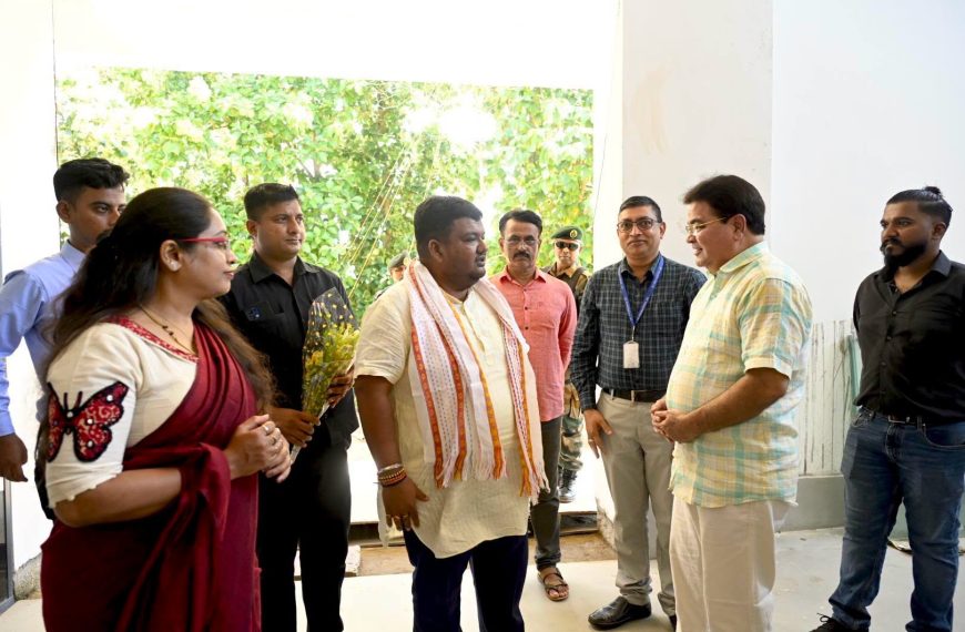 মাতাবাড়িতে ৬০-৭০ কোটি টাকা বিনিয়োগে অত্যাধুনিক ফার্মেসি কলেজ, নির্মাণকাজ পরিদর্শনে বিধায়ক অভিষেক দেবরায়