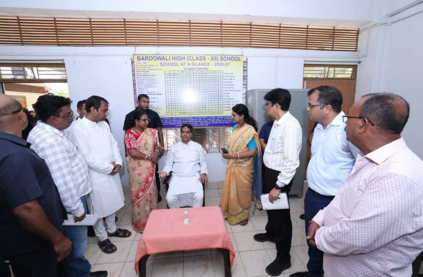 বড়দোয়ালী দ্বাদশ শ্রেণী বিদ্যালয় পরিদর্শনে মুখ্যমন্ত্রী